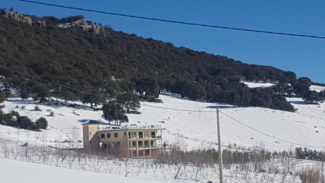 Le Chene D'Azrou Hotel ภายนอก รูปภาพ